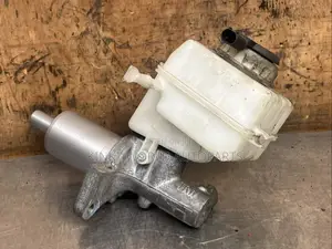 BMW X5 X6 Brake Master Cylinder F15 E70 F16 E71 E