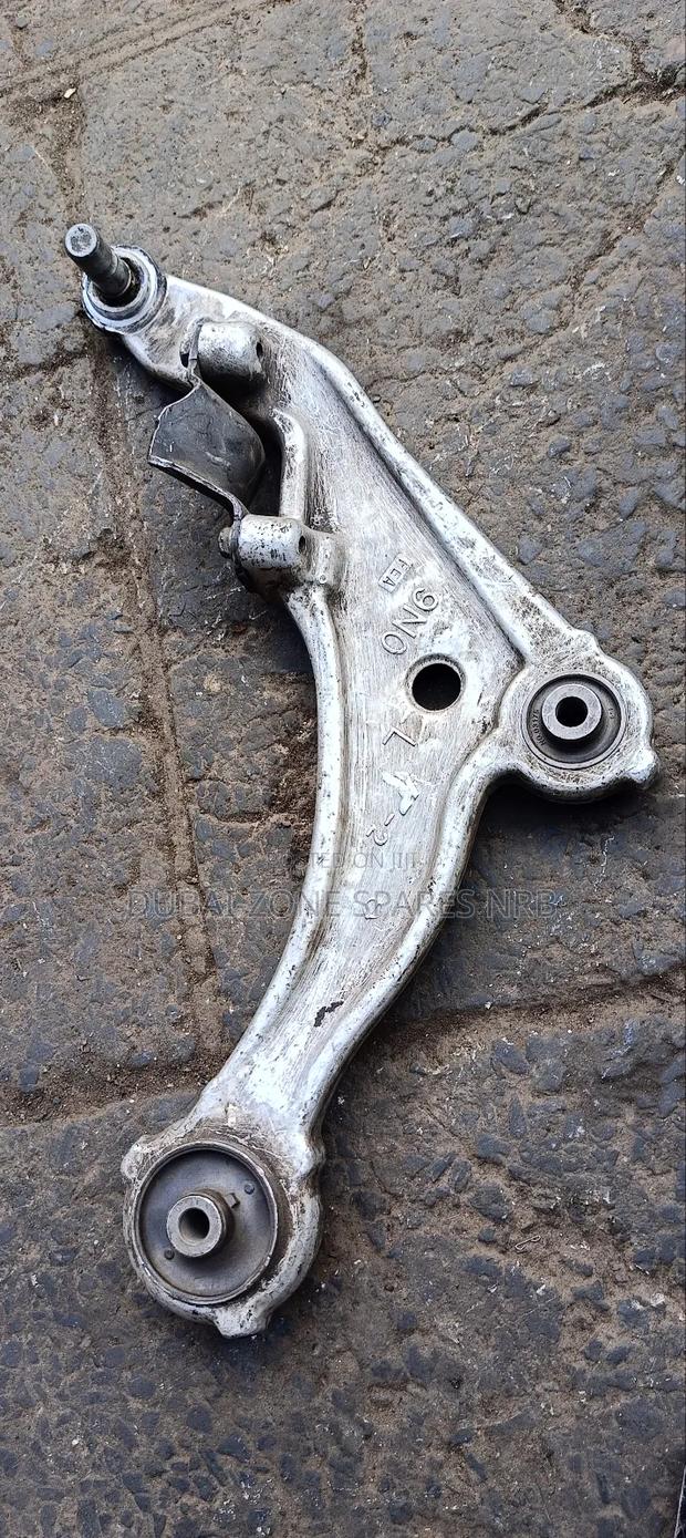 Nissan Murano 2013 Control Arms. - thumbnail 2