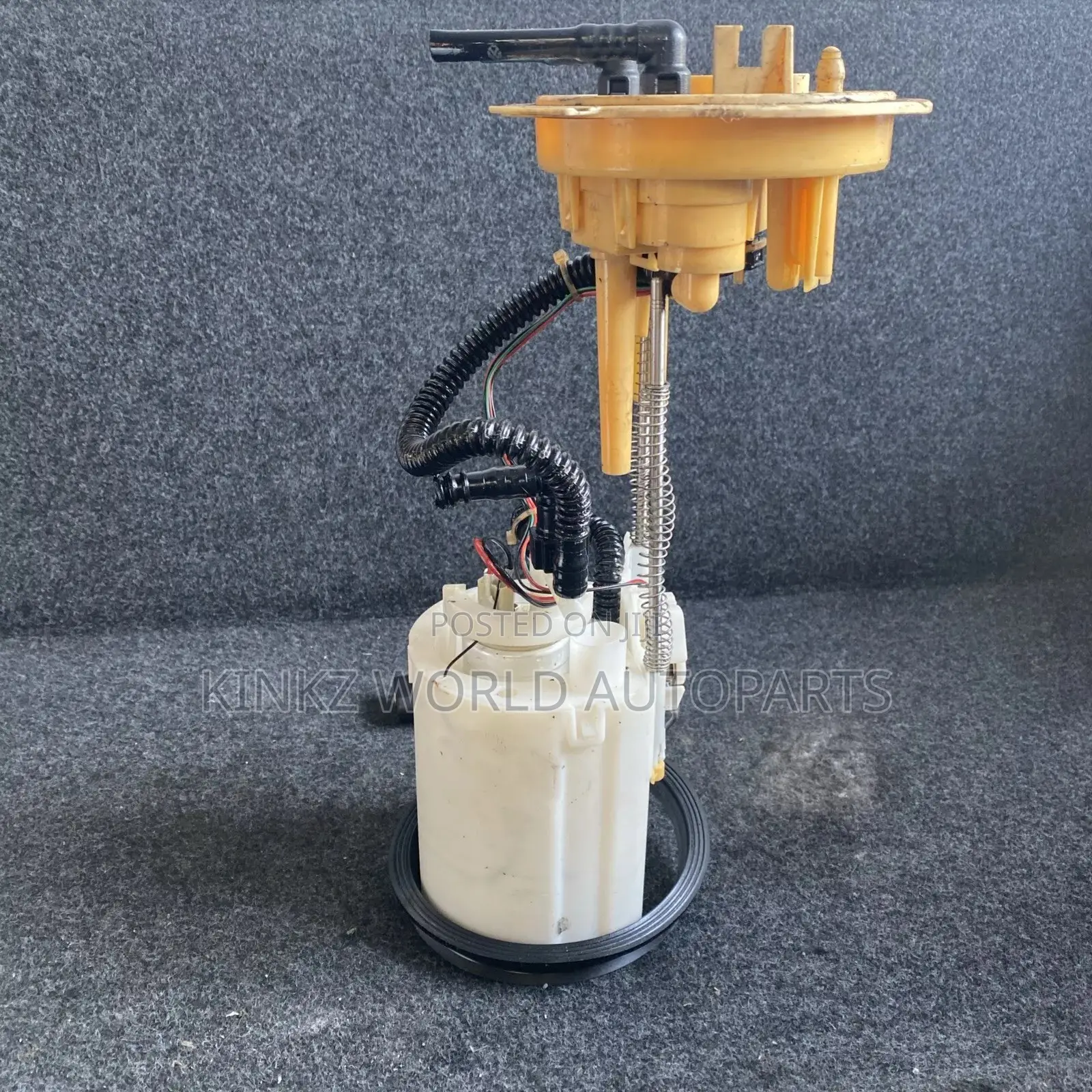Volkswagen Tiguan 2008 Diesel in Tank Fuel Pump Level Sender