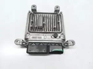 Mercedes-Benz E W212 Engine Control Module ECU A6519003701