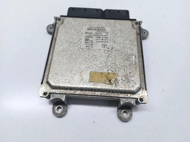 Mercedes-Benz E W212 Engine Control Module ECU A6519003701 - thumbnail 5
