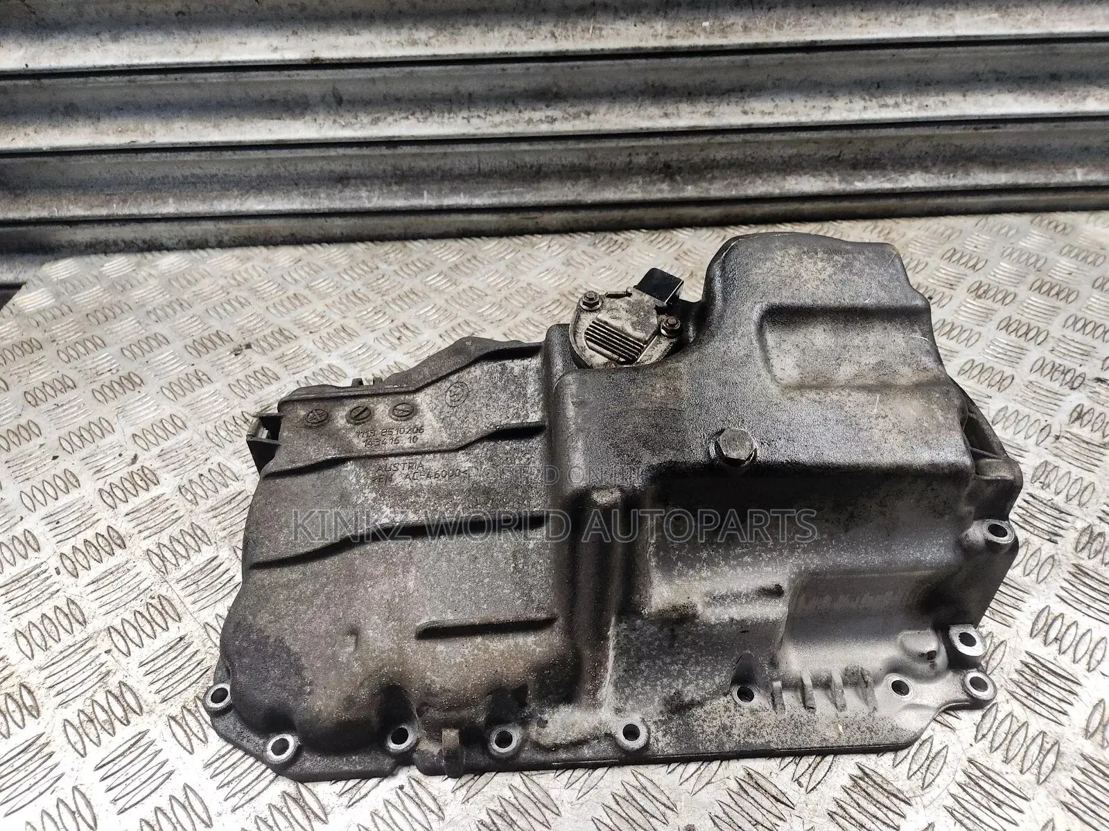 BMW E70 X5 Engine Oil Pan Sump 3.0 M57D 8510206 2007 - 2009