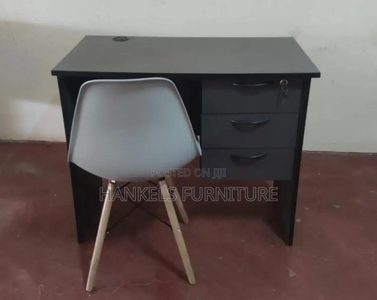 Gray Desk With Chair