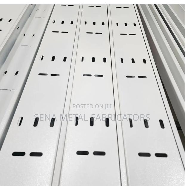 Metal Cable Trays Very Durable - main view