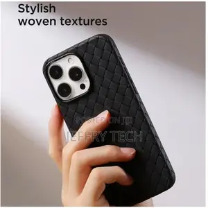 Joyroom Slim Magnetic Braided TPU Case for iPhone 15