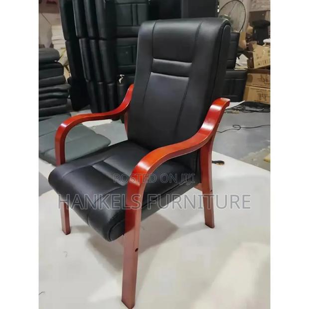 Executive Office Visitor Chair - thumbnail 2