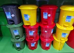 Kenpoly 6 Litres Small Pedal Bin