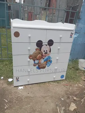 Customized Chest of Drawers
