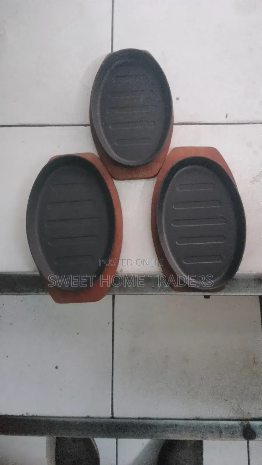 Sizzling Plate . Size 25*16cm