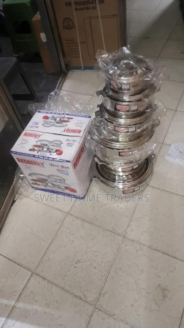 6pcs Red Berry Hotpots - main view