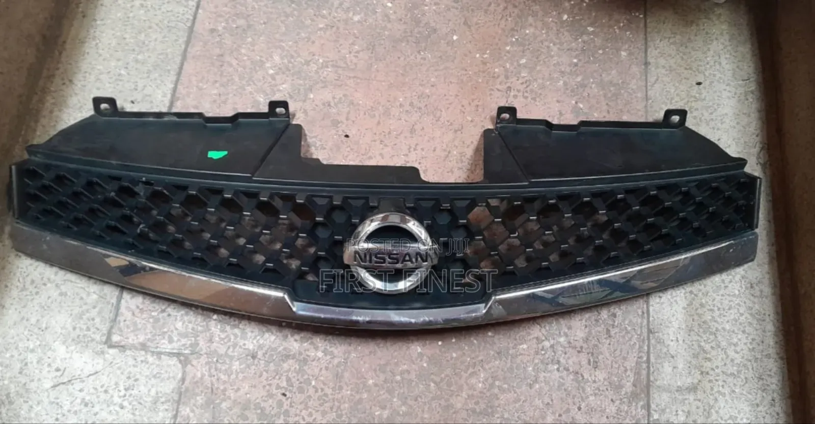 Nissan Lafesta 2008 Grill