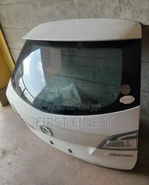 Artenza Mazda Tailgate
