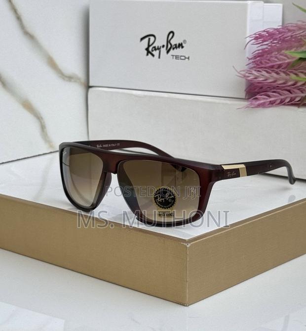 Executive Quality Uv Protection Wayfarers - thumbnail 5