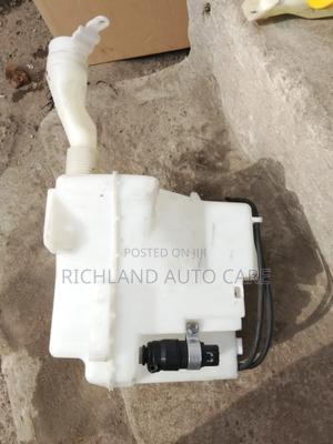 Subaru Impreza Gp2/Gp7 Washer Bottle