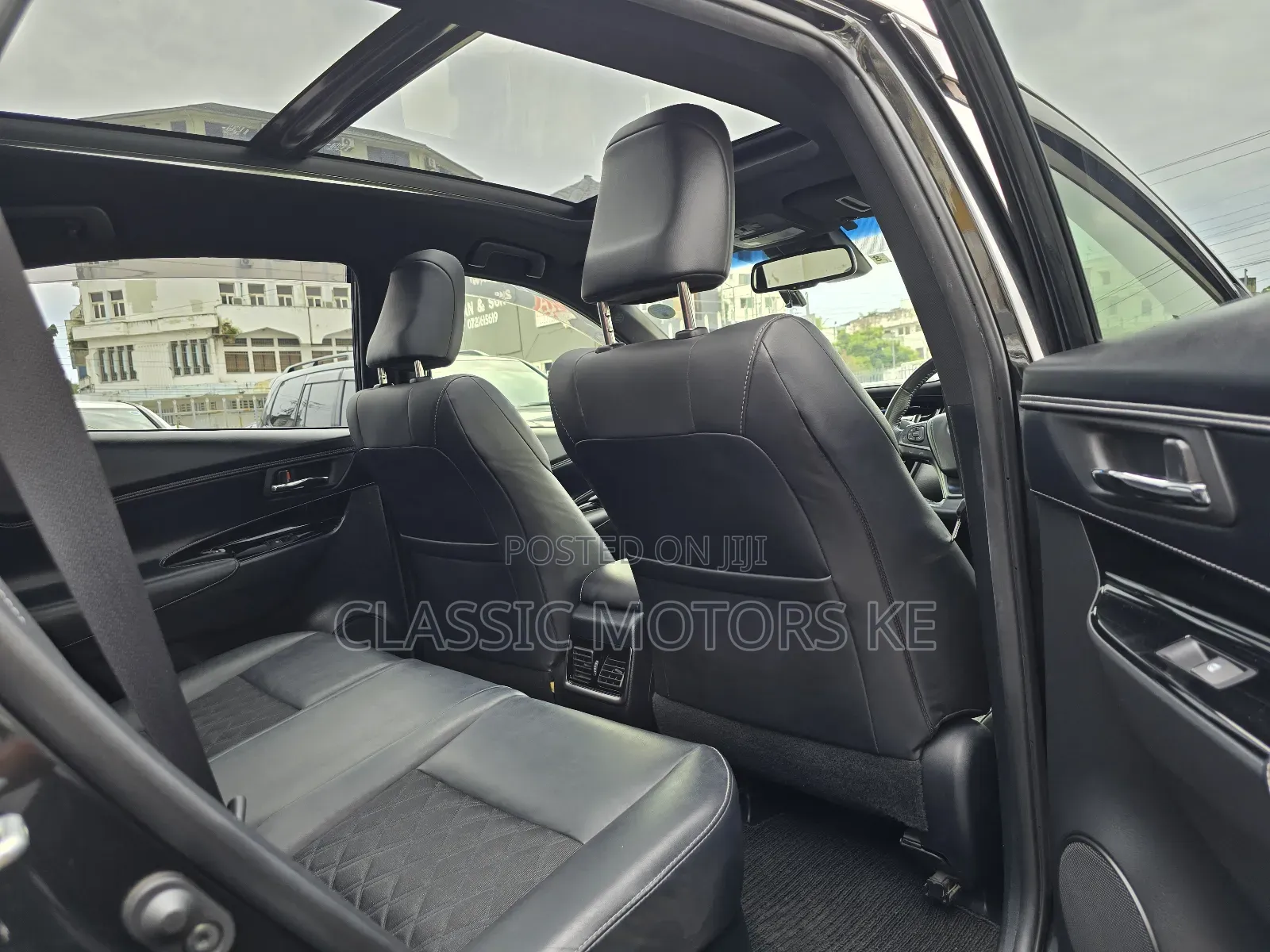 Toyota Harrier 2.0 2019 Black