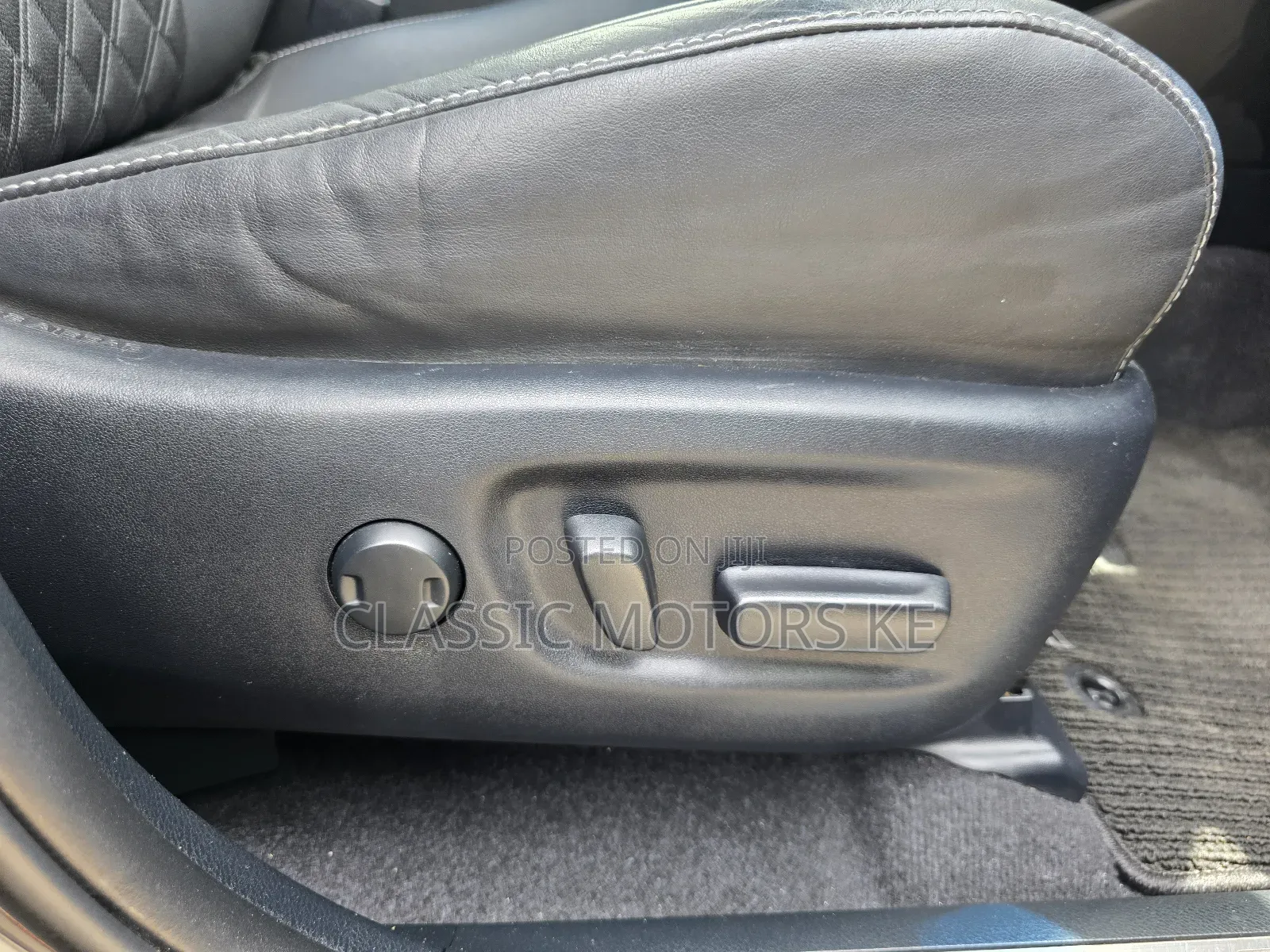 Toyota Harrier 2.0 2019 Black