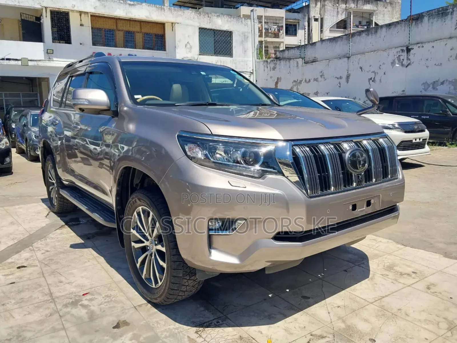 Toyota Land Cruiser Prado 2.8 2019 Gold