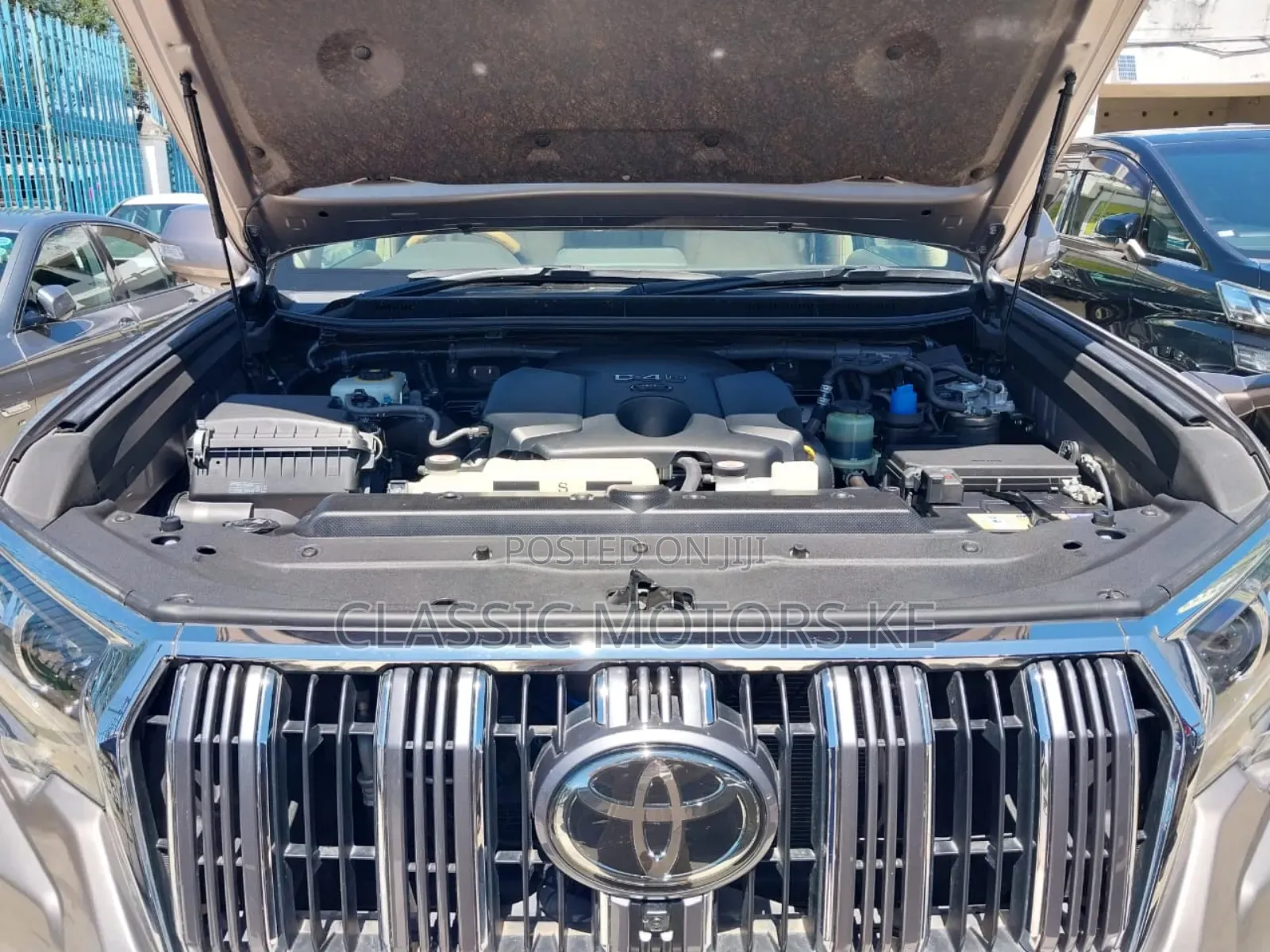 Toyota Land Cruiser Prado 2.8 2019 Gold
