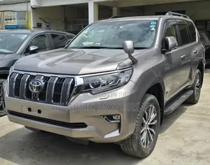 Toyota Land Cruiser Prado 2.8 2019 Gold