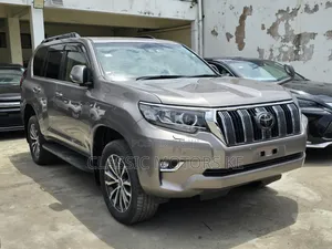 Toyota Land Cruiser Prado 2.8 2019 Gold