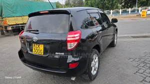 Toyota RAV4 2.5 2010 Black