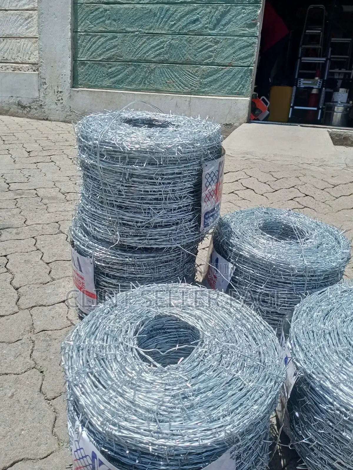 High Quality Barbed Wire (610 Mtrs)