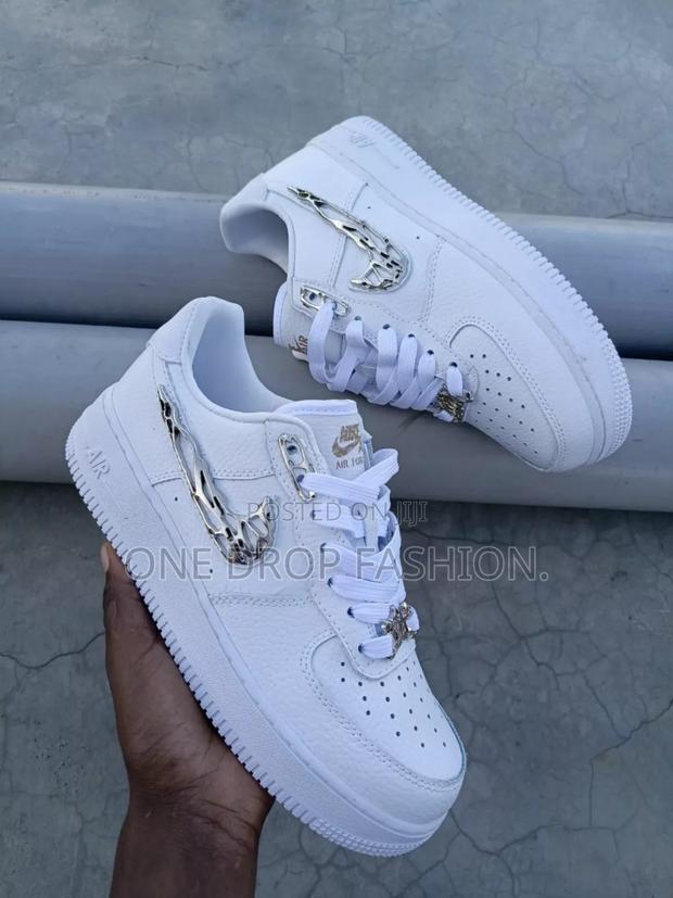 Aiforce 1 Molten White - main view