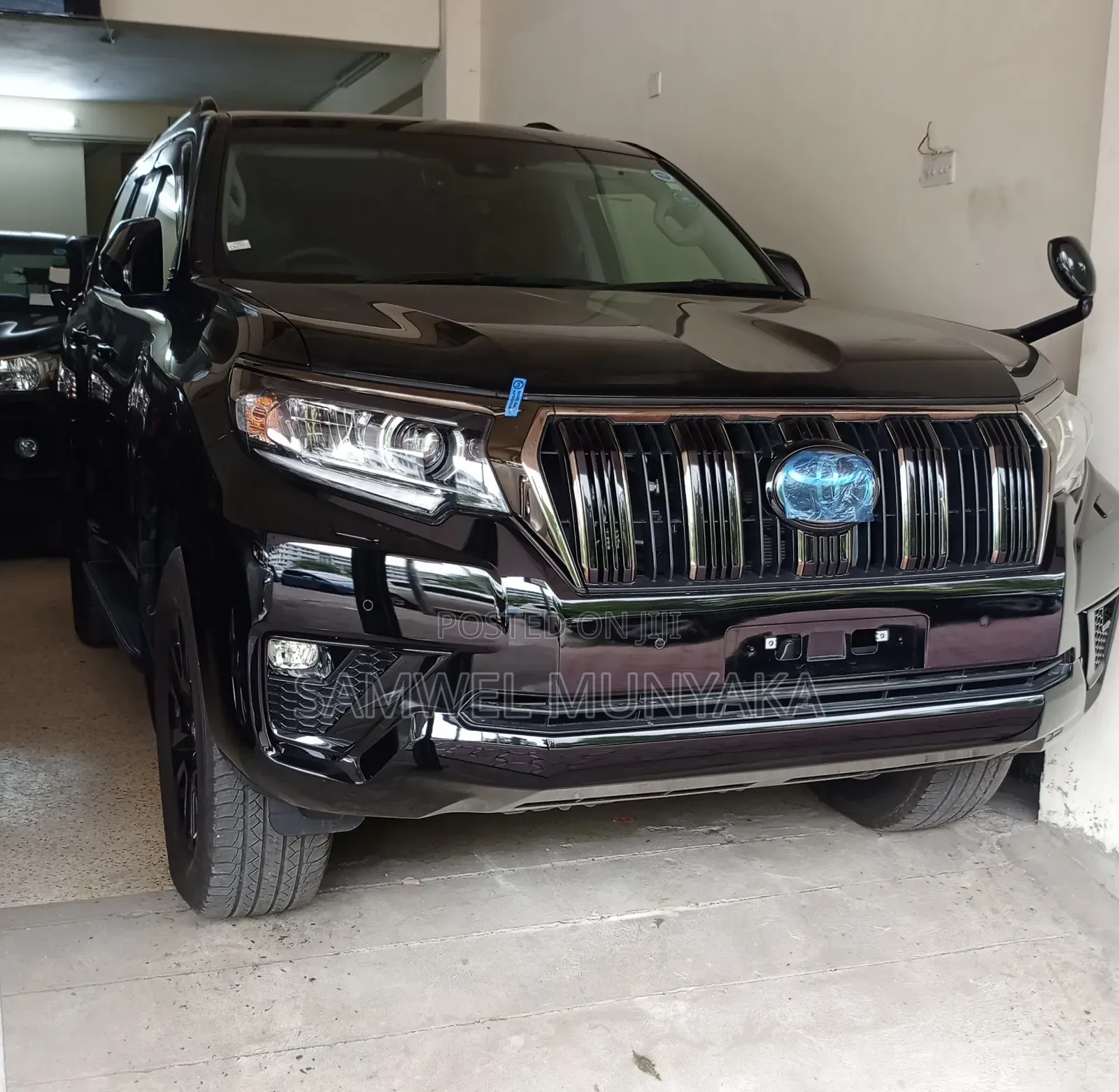 Toyota Land Cruiser Prado 2.8 2020 Black