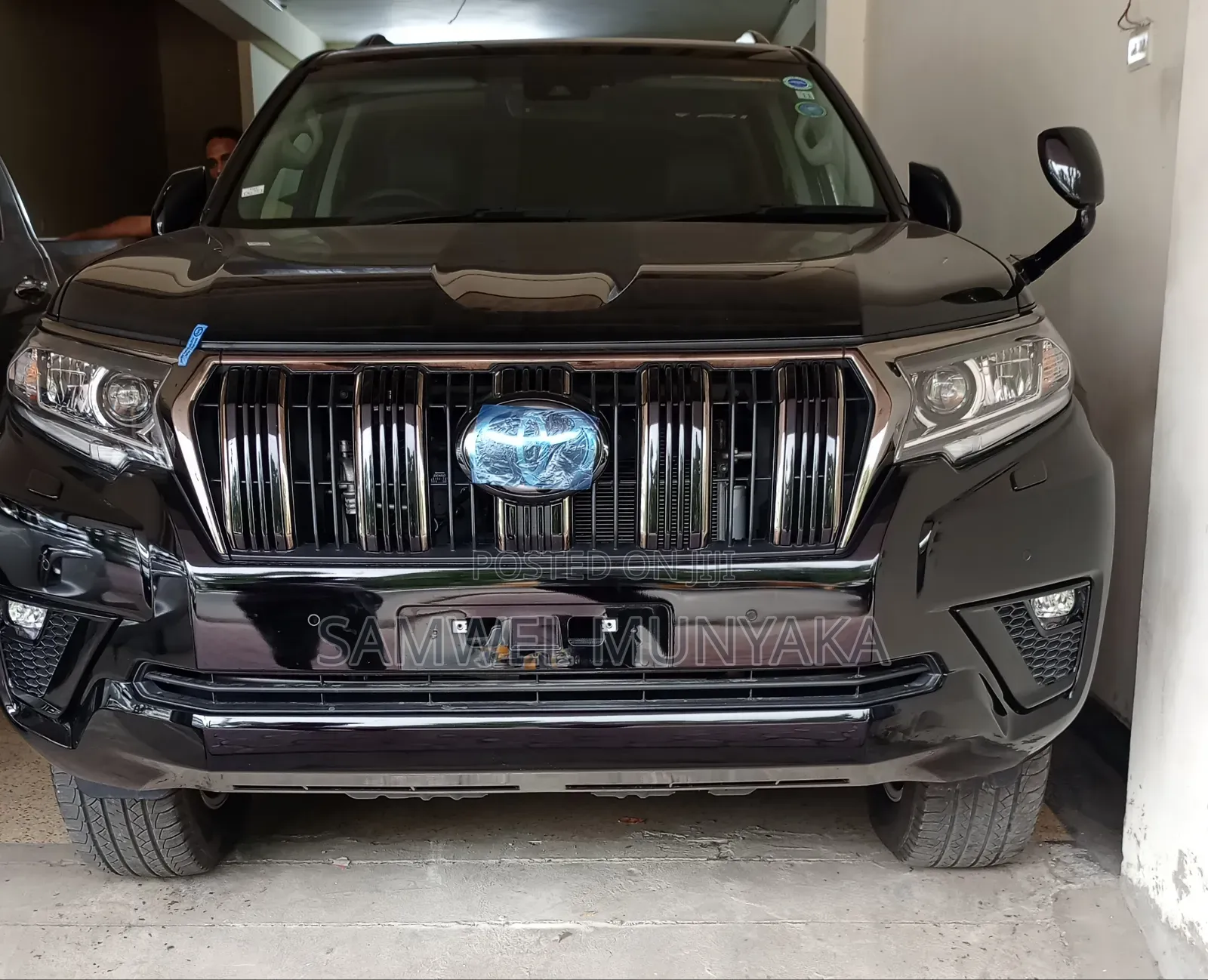 Toyota Land Cruiser Prado 2.8 2020 Black