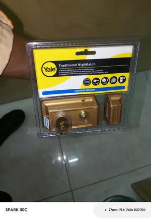 Night Latch Yale Door Lock - thumbnail 2