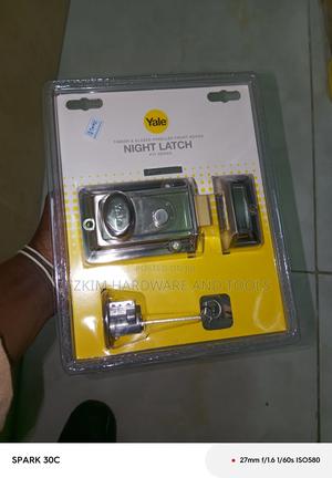 Yale Night Latch - thumbnail 2
