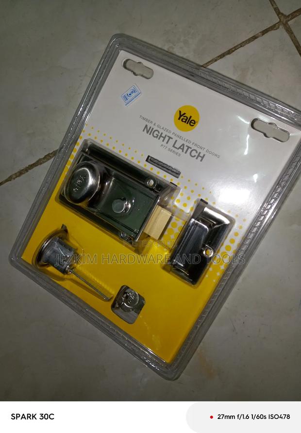 Yale Night Latch - thumbnail 3