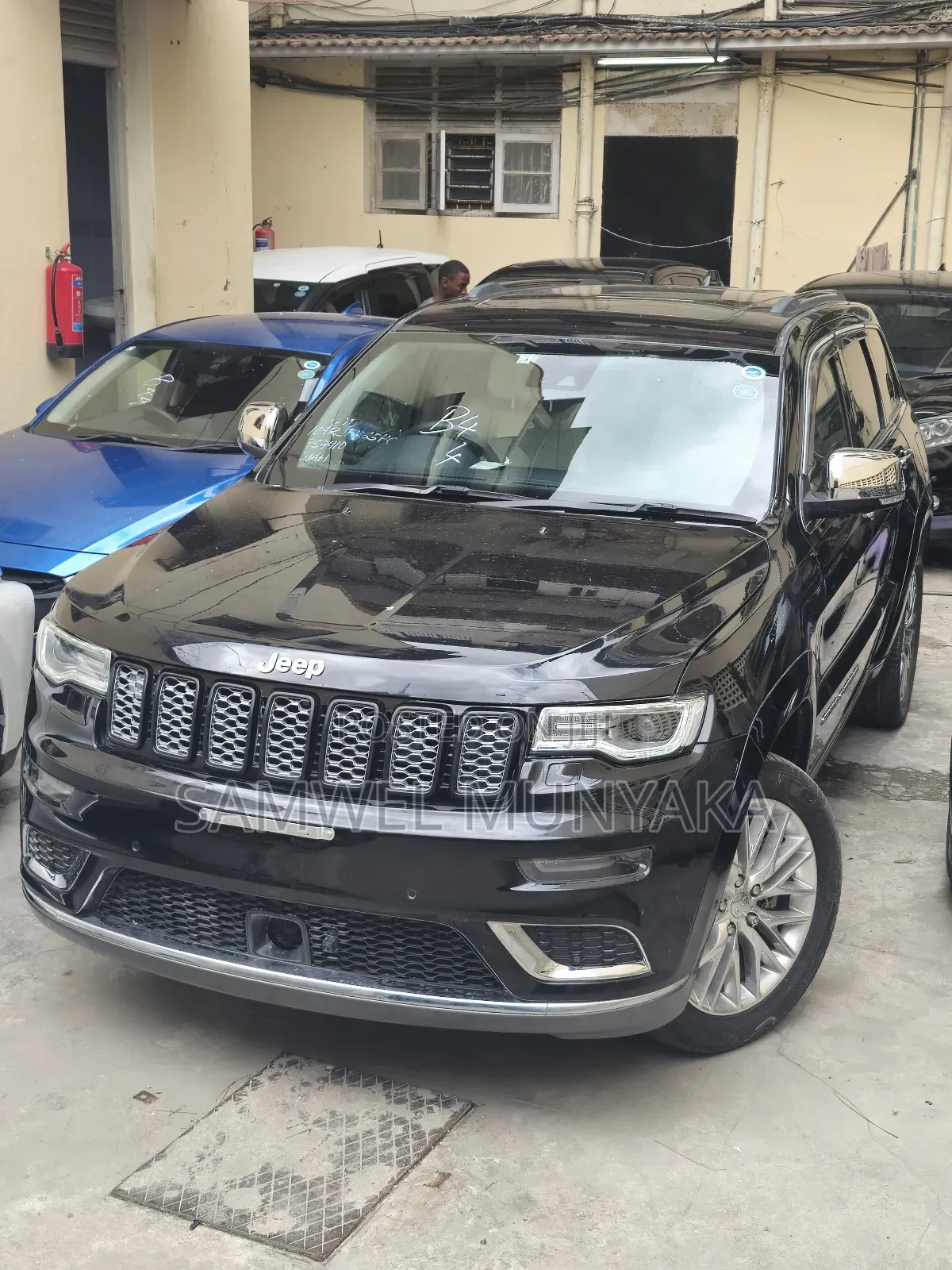 Jeep Grand Cherokee Summit 4dr 4x4 2017 Black