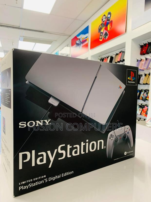 Sony PS5 30th Edition - main view