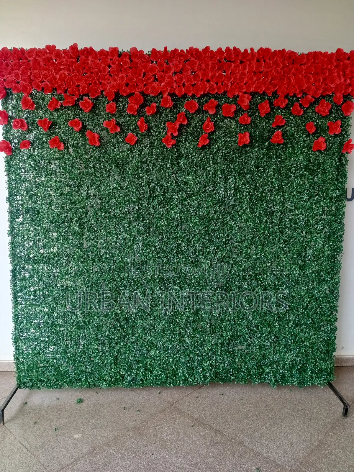 Artificial Wall Hedges With Decorative Flowers
