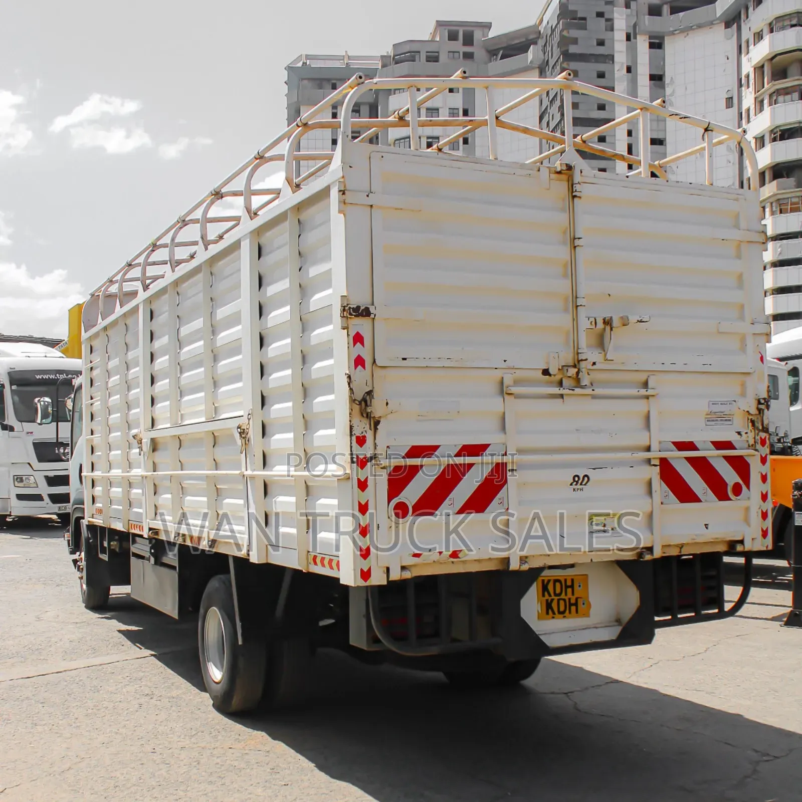 Isuzu FRR 90J KDH 2022