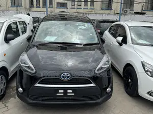 Toyota Sienta 1.5 Hybrid FWD (6-seater) 2019 Black
