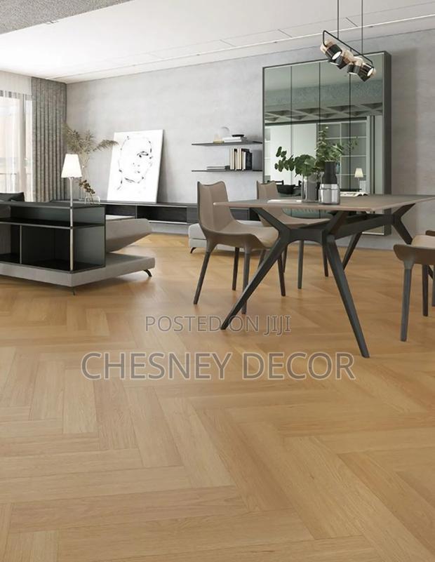 Herringbone Click Floor
