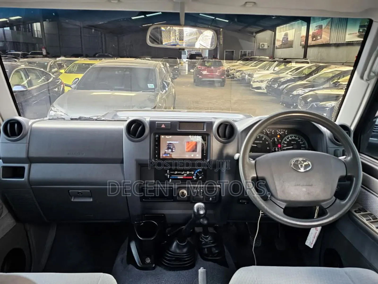 Toyota Land Cruiser 4.5 V8 GXR 2018 Gray