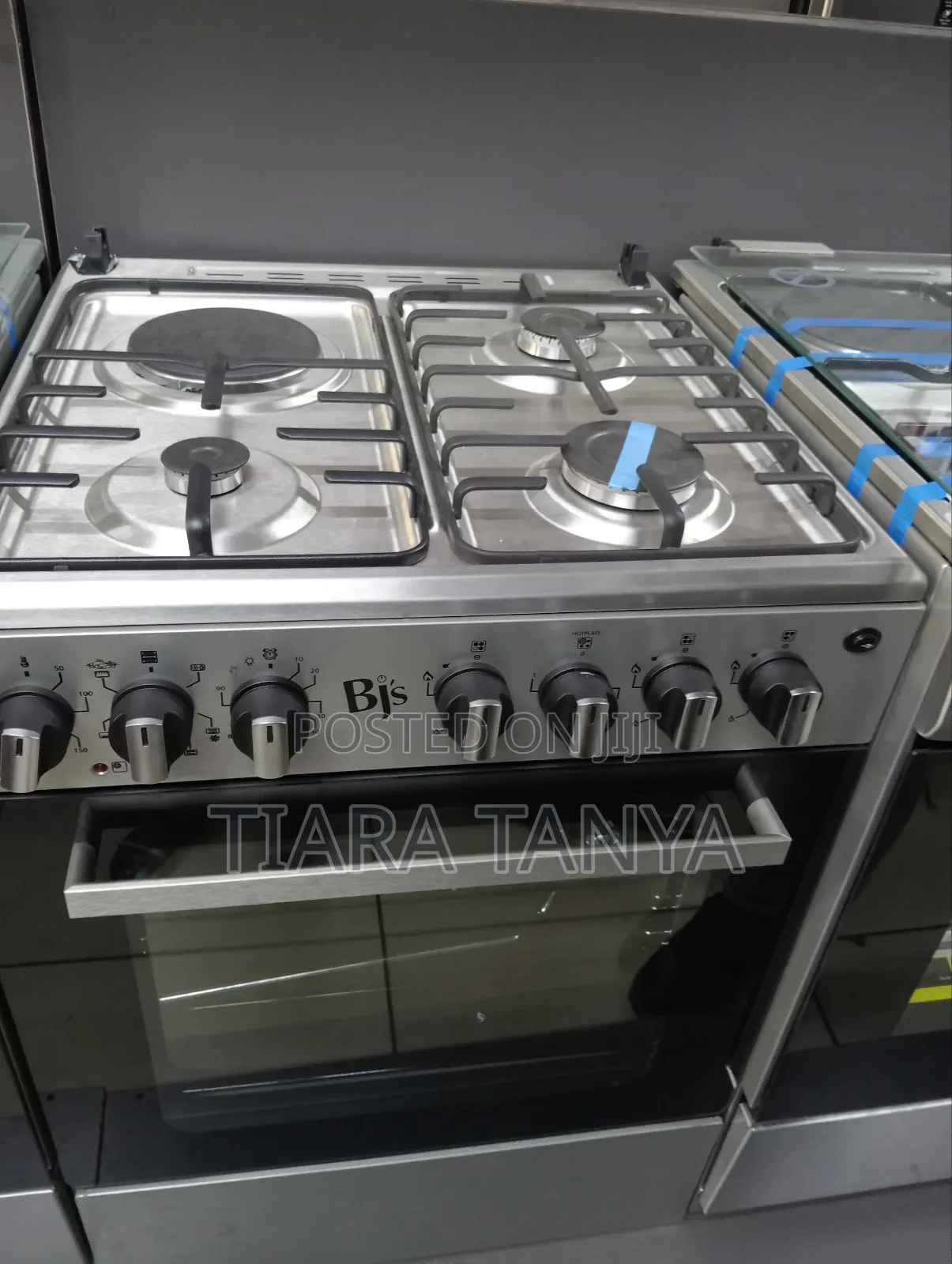 Silver BJS 60X60 3-Gas+1 Hot Plate With Fan on Offer