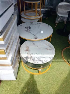 "Stylish Functional Coffee Tables:Perfect for Your Space"