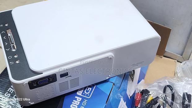 LED HD Multimedia Projector White - thumbnail 2