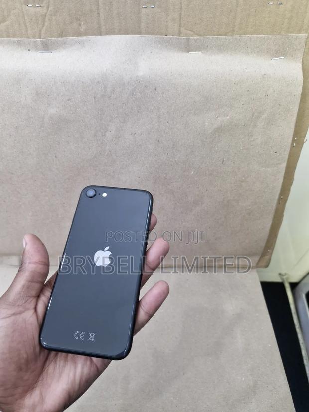 Apple iPhone SE (2020) 64 GB Black - thumbnail 3
