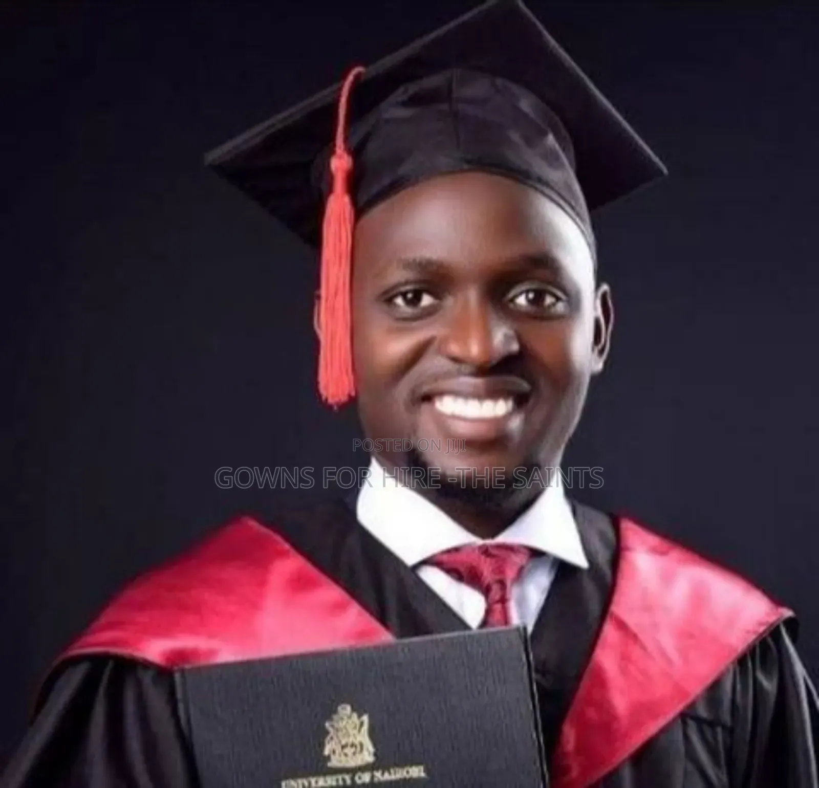 Gowns Hiring in Bulk for Institutions