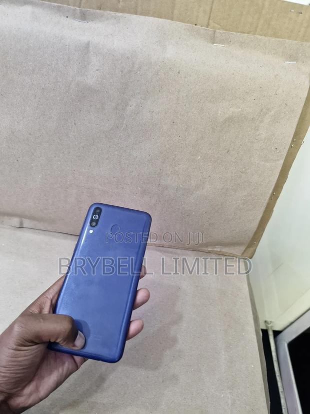Samsung Galaxy M30 64 GB Blue - main view
