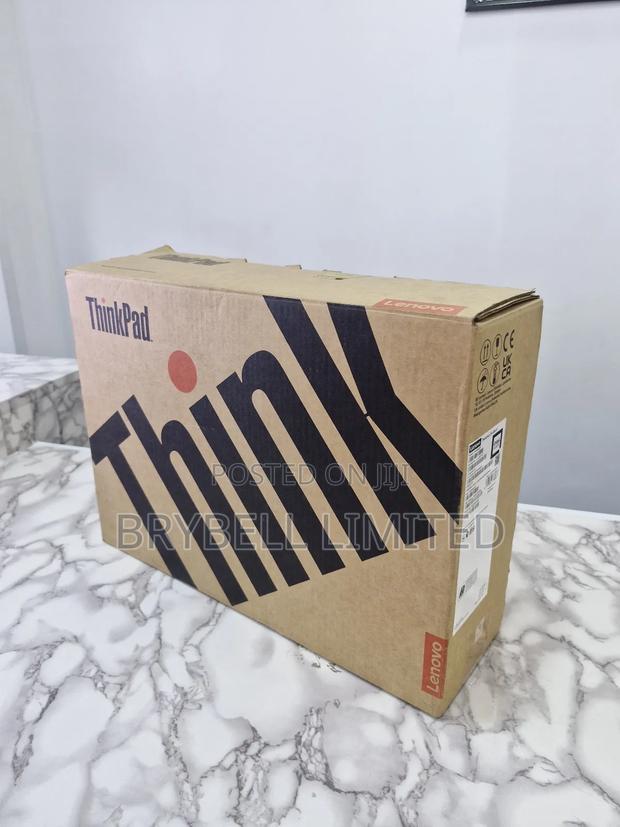 New Laptop Lenovo ThinkPad E14 G5 16GB Intel Core I5 SSD 512GB