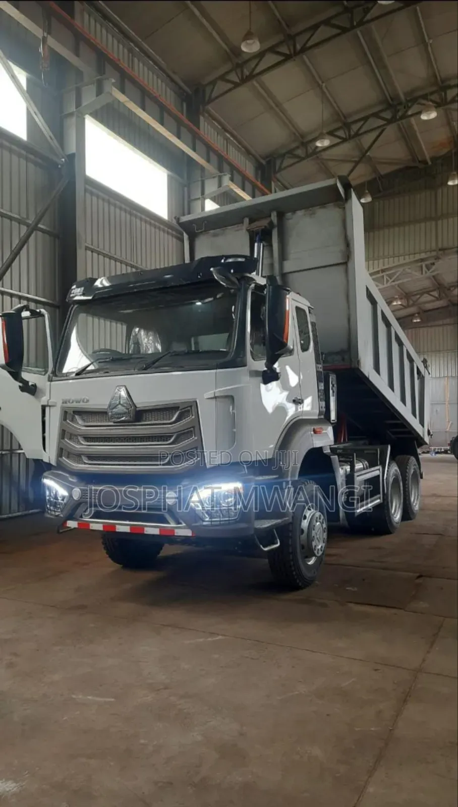 Sinotruk Howo Nx- 266hp Tipper