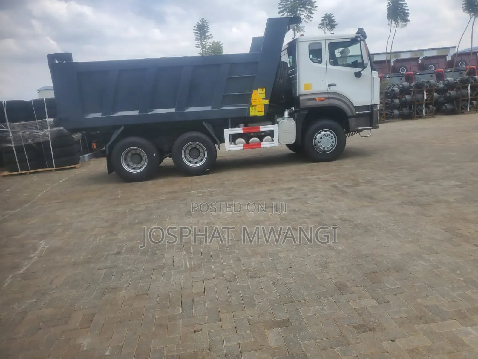 Sinotruk Howo Nx- 266hp Tipper