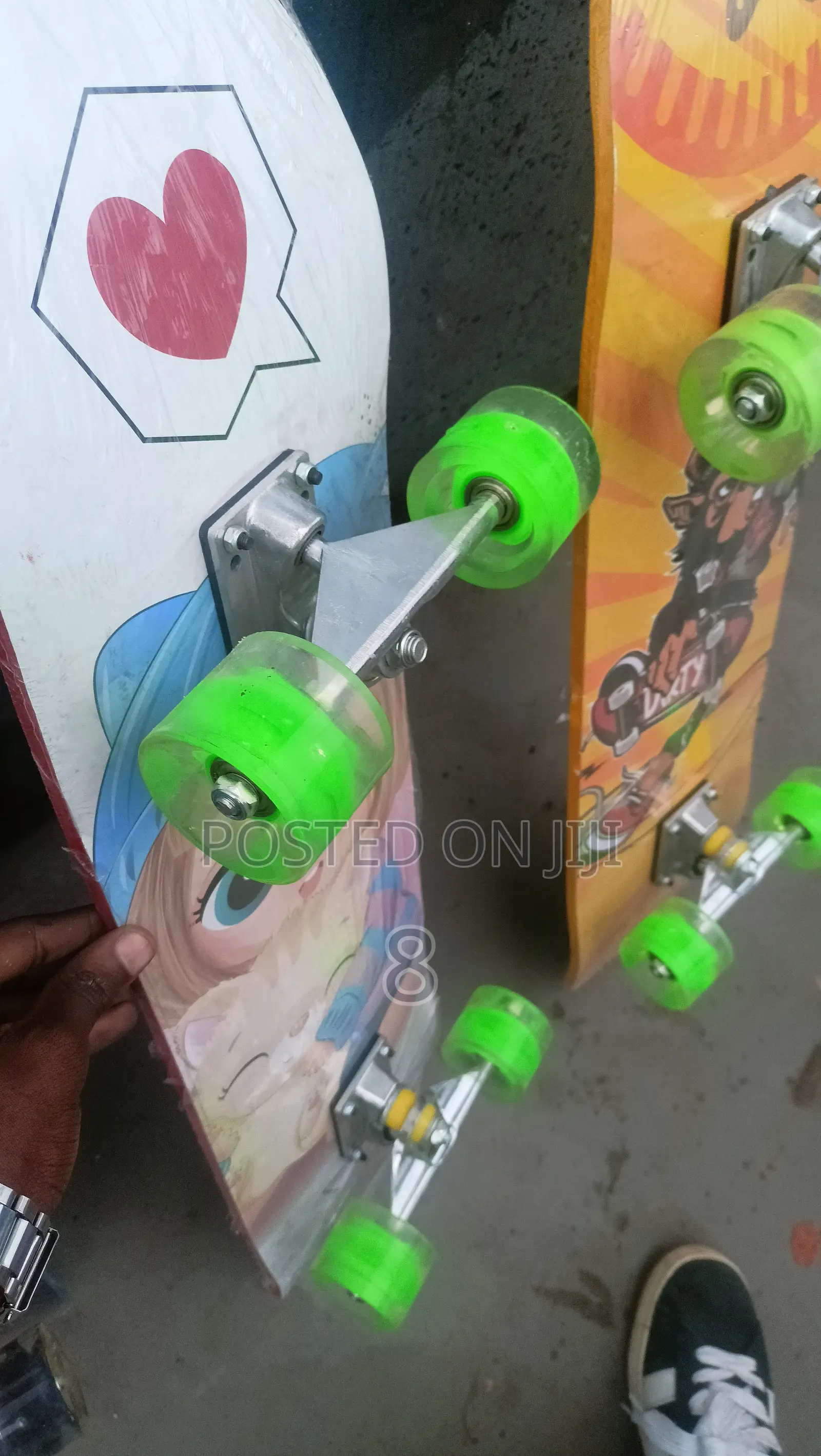 Sleek Adult Skateboard – Ready for Action