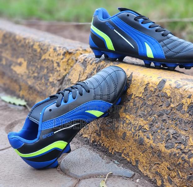 Kids Soccer Boots/ Kids Football Shoes